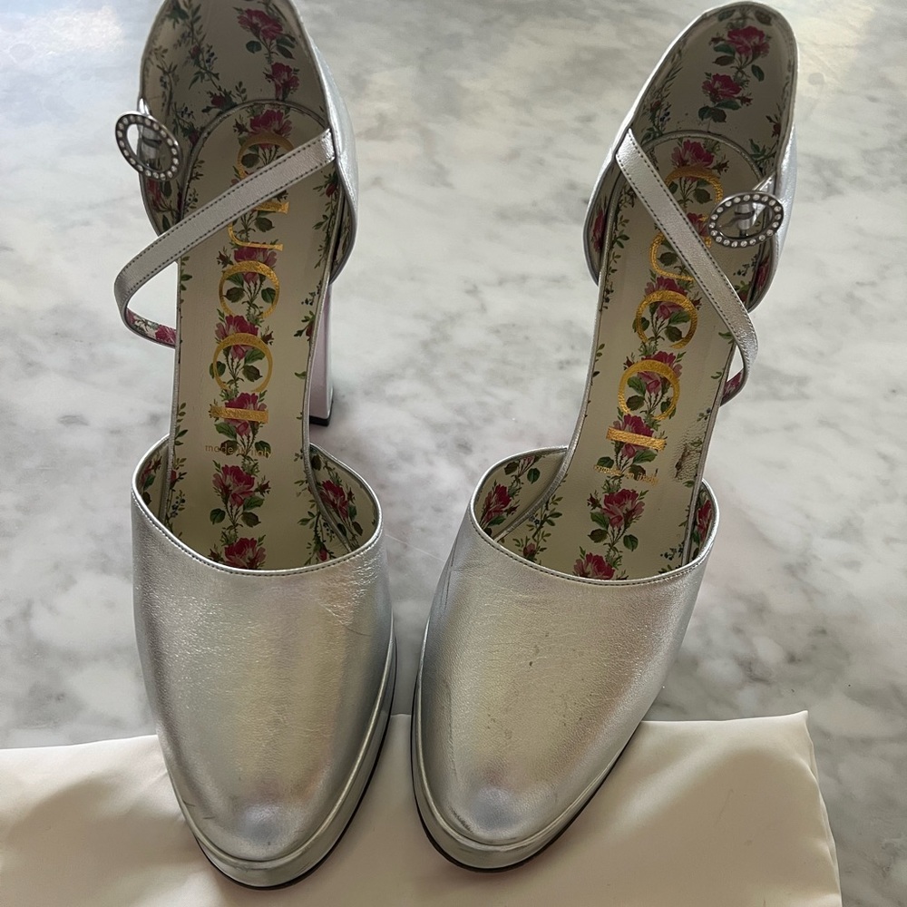 Gucci metalic leather Agon shoes